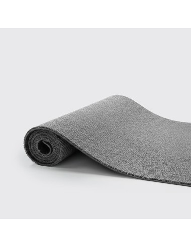 Tapete emborrachado cinza claro