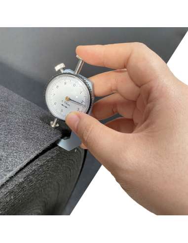 Grosor de la moqueta negra