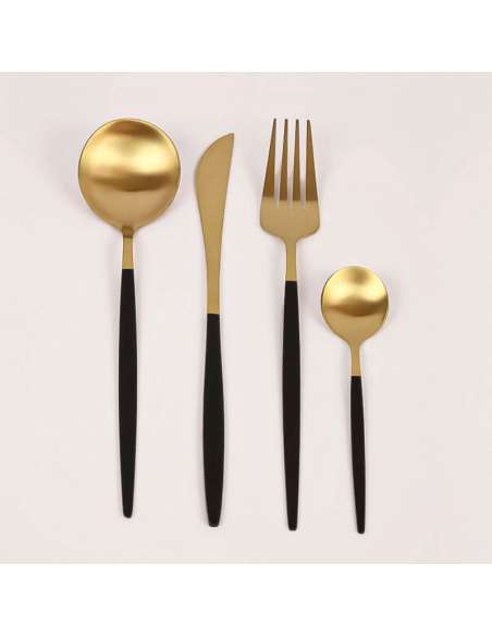 Cubiertos dorados mate Elegant Gadir