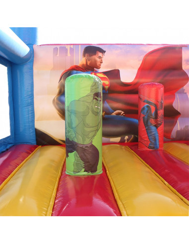 Castelo inflável plano 4x4 super-heróis