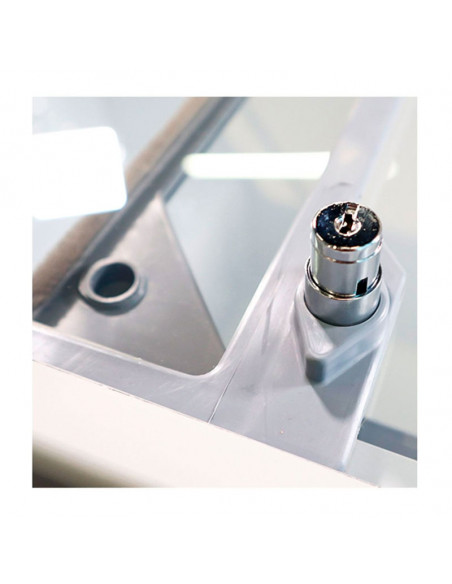 Arcón congelador horizontal Edenox, detalle del cierre de las puertas.