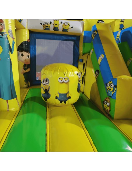 Castillo Hinchable con tobogán nimions 5x3